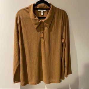 LONG SLEEVE COLLAR SHIRT NWT